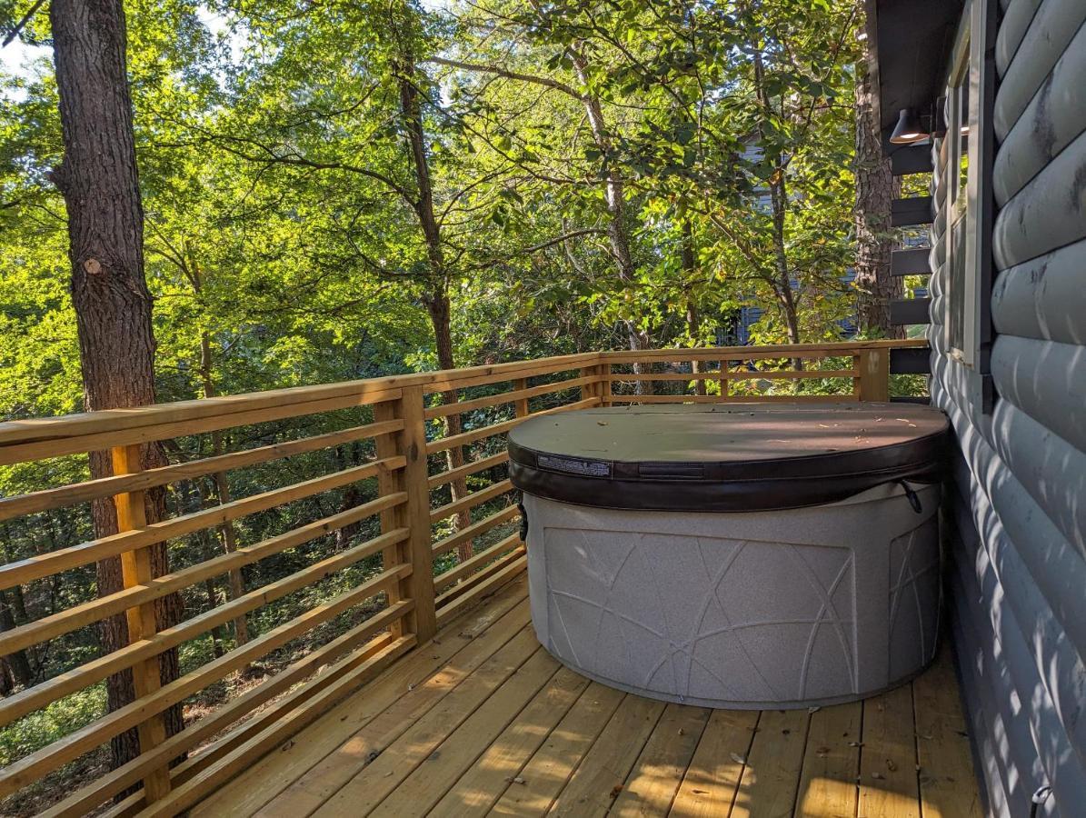 Cabin #6 With Hot Tub Deck And Sunset View At Loblolly Pines Eureka Springs Εξωτερικό φωτογραφία